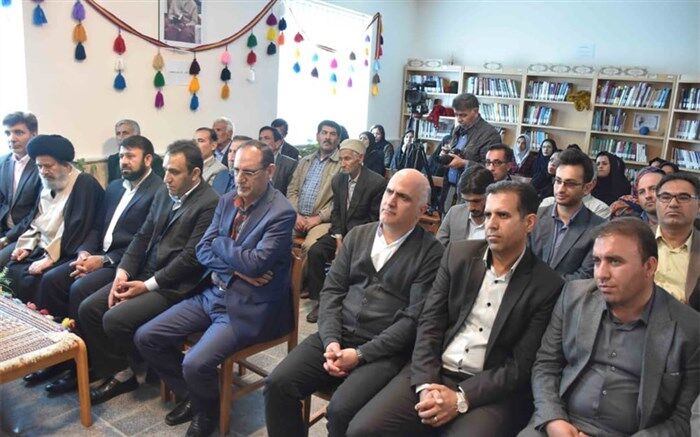 مسئول کتابخانه اباعبدالله حسین(ع) روستای جایدشت فیروزآباد:  عشق وعلاقه، لازمه موفقیت در امور فرهنگی است