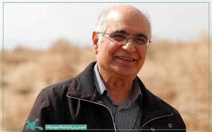 تجلیل از  هوشنگ مرادی کرمانی در چهارمین مهرآیین نکوداشت نامزدهای جایزه آسترید لیندگرن