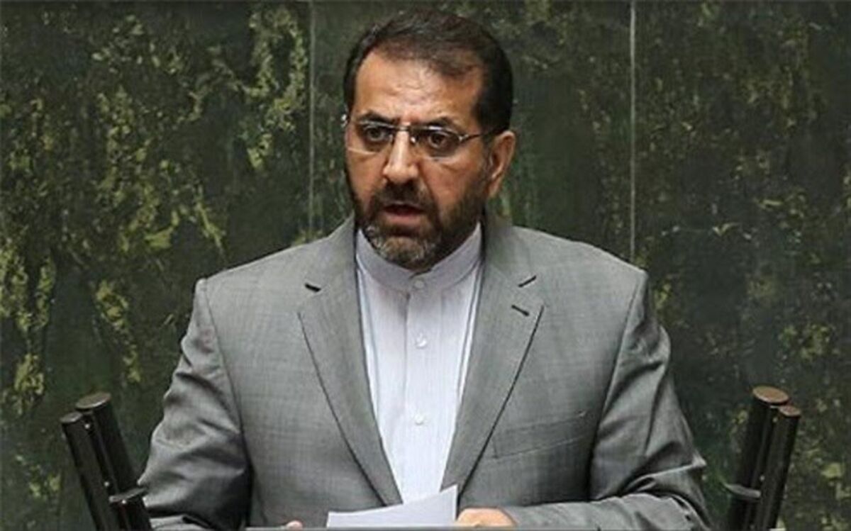 جزئیات دیدار سخنگوی کمیسیون امنیت ملی با ظریف؛ او از برخی ناهماهنگی‌ها گلایه داشت