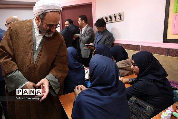 بازدید وزیر آموزش و پرورش از برنامه ویژه مدارس استان البرز