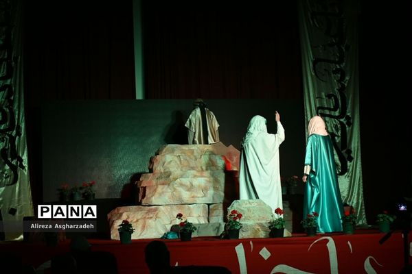 اولین گردهمایی سالانه بانوان فعال جبهه مقاومت مازندران