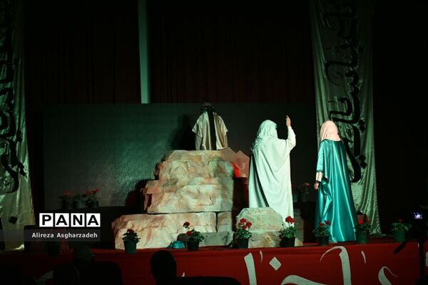اولین گردهمایی سالانه بانوان فعال جبهه مقاومت مازندران