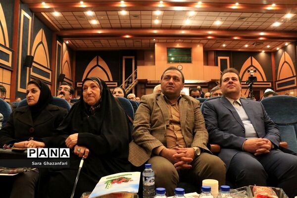 برزگداشت عبدالحمید داراب