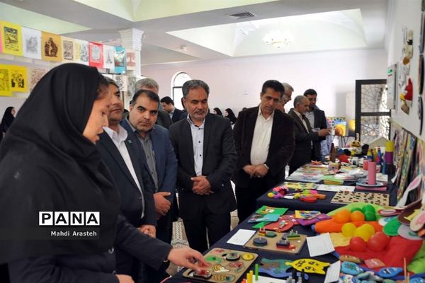 افتتاح نمایشگاه توانمندی‌های بانوان فرهیخته استان خراسان جنوبی