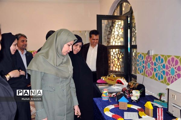 افتتاح نمایشگاه توانمندی‌های بانوان فرهیخته استان خراسان جنوبی