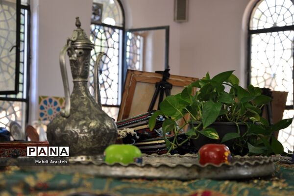 نمایشگاه توانمندی‌های بانوان استان خراسان جنوبی در هنرستان رسالت