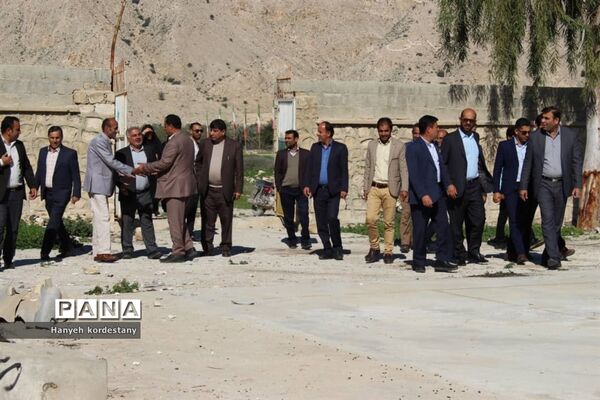 کلنگ زنی مدرسه خیریه‌ساز در روستای هَرَج بخش اَسیر