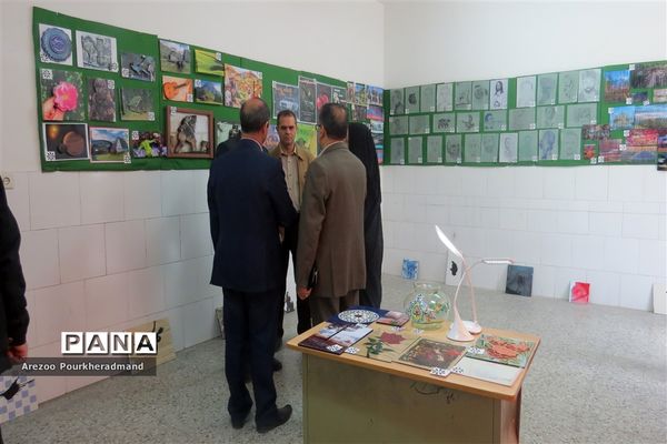 بازارچه کار و فناوری دبیرستان شهید صدوقی دوره اول