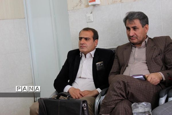 بازدیدآموزشی  مدیران ابتدایی مدارس هیات امنایی شهرستان بویراحمد ازدبستان پسرانه هادی -  استان یزد