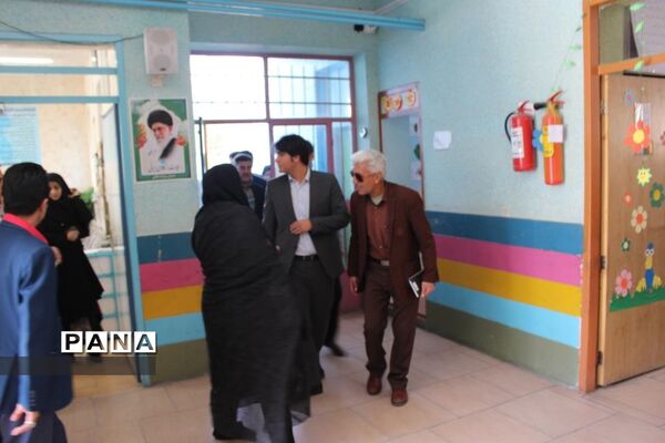 بازدیدآموزشی  مدیران ابتدایی مدارس هیات امنایی شهرستان بویراحمد ازدبستان پسرانه هادی -  استان یزد