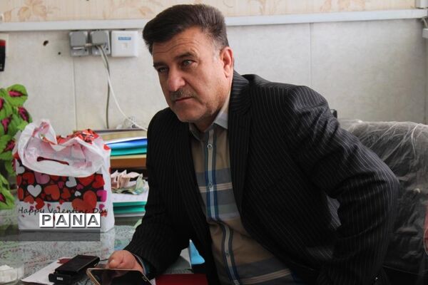 بازدیدآموزشی  مدیران ابتدایی مدارس هیات امنایی شهرستان بویراحمد ازدبستان پسرانه هادی -  استان یزد