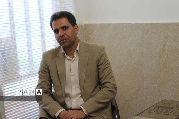 بازدیدآموزشی مدیران ابتدایی مدارس هیات امنایی شهرستان بویراحمد ازدبستان دخترانه هادی -  استان یزد
