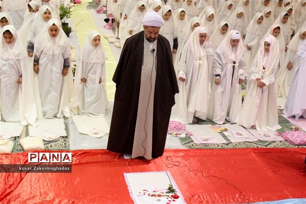 جشن تکلیف دختران رباط کریم