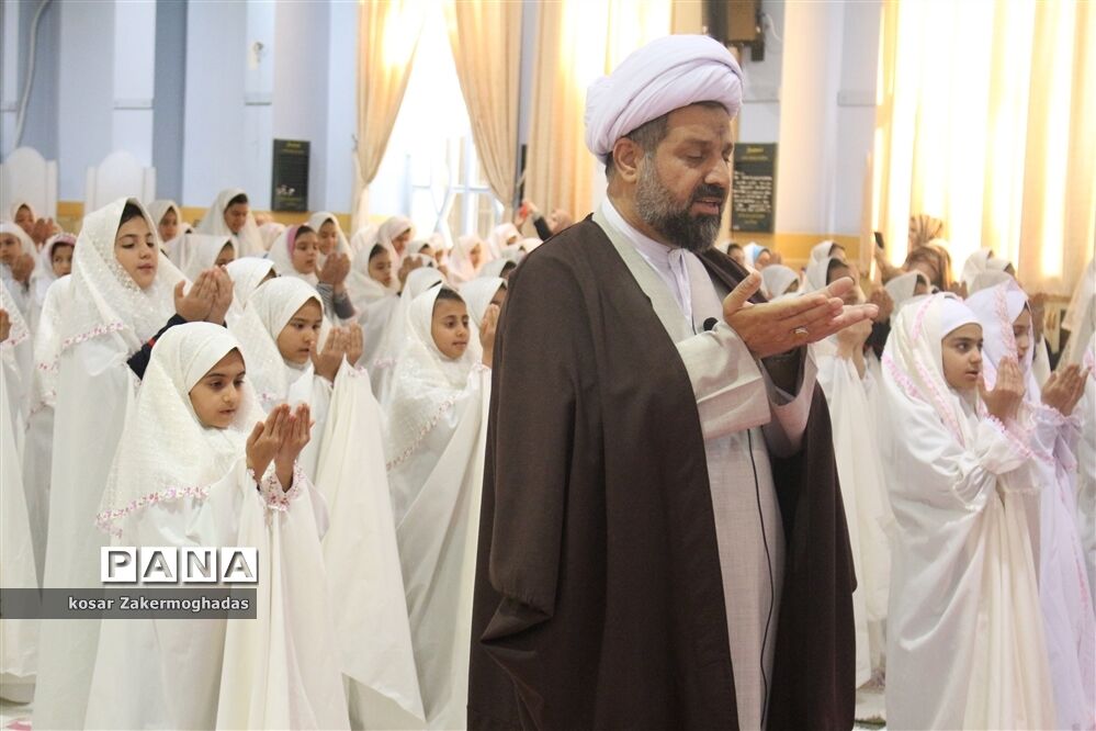 جشن تکلیف دختران رباط کریم