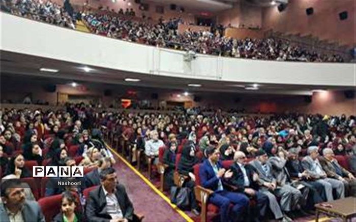 برگزاری اختتامیه مسابقه فرهنگی آیت الله جمی درآبادان