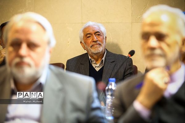 نشست مشترک اعضای شورای عالی روسای اندیشکده و مدیران مرکز الگوی اسلامی ایرانی پیشرفت با مجمع وزیران ادوار