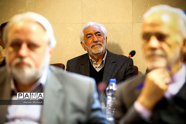 نشست مشترک اعضای شورای عالی روسای اندیشکده و مدیران مرکز الگوی اسلامی ایرانی پیشرفت با مجمع وزیران ادوار