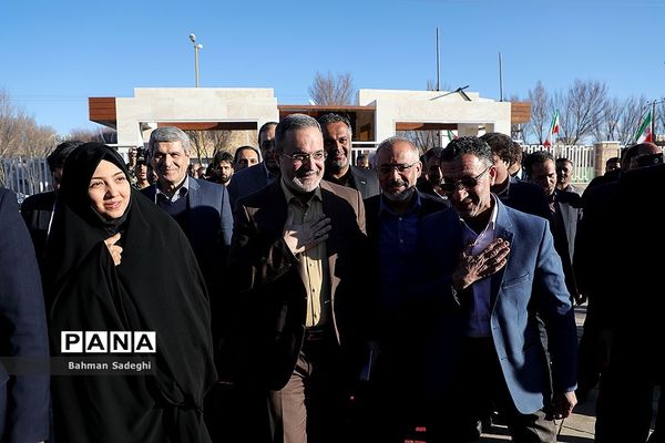 سفر یک روزه وزیر آموزش و پرورش به استان های یزد و اصفهان