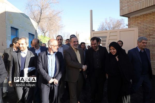 سفر یک روزه وزیر آموزش و پرورش به استان های یزد و اصفهان
