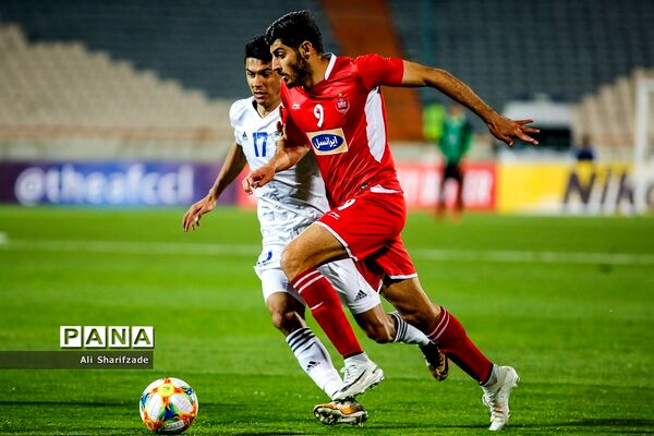 دیدار تیم‌های پرسپولیس و پاختاکور