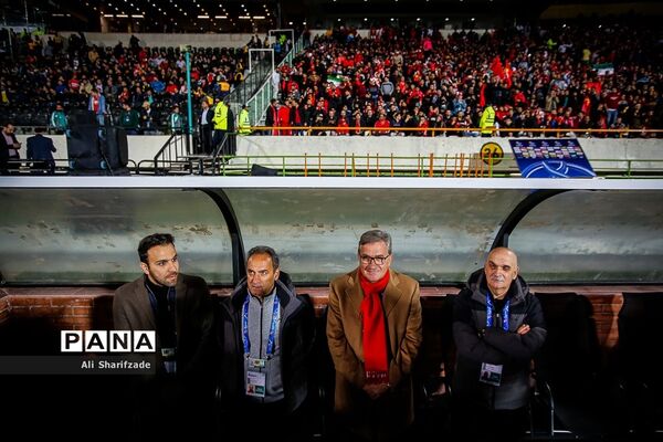دیدار تیم‌های پرسپولیس و پاختاکور