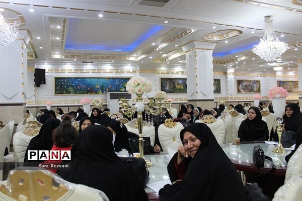 همایش تجلیل از سفیران تربیت در اسلامشهر