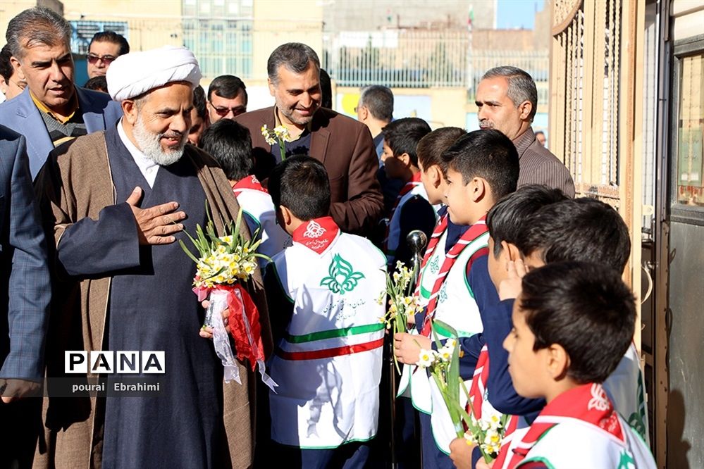 جشن نیکوکاری دردبستان پسرانه سما شهرستان بیرجند