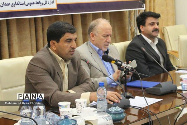 آیین تقدیر از روابط عمومی‌های برتر استان همدان