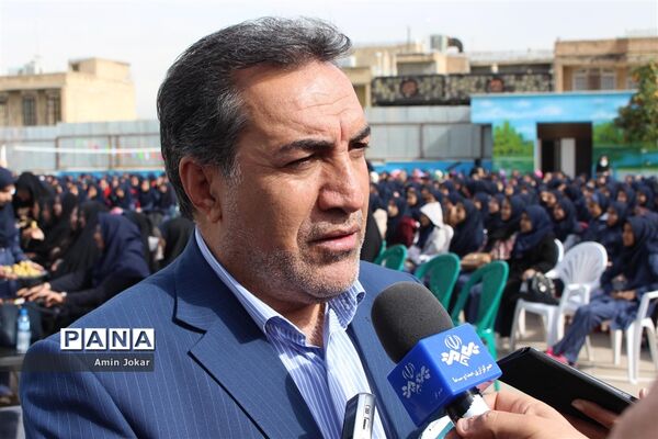 برگزاری جشن نیکوکاری همزمان با سراسر کشور در مدارس فارس