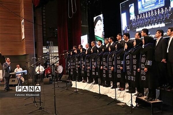 تجلیل از برگزیدگان سی و ششمین دوره مسابقات فرهنگی و هنری در شهرقدس