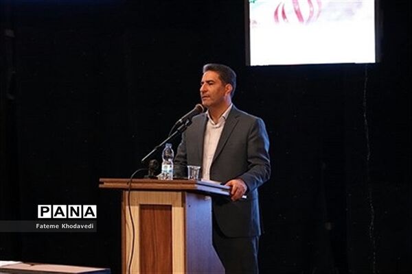 تجلیل از برگزیدگان سی و ششمین دوره مسابقات فرهنگی و هنری در شهرقدس