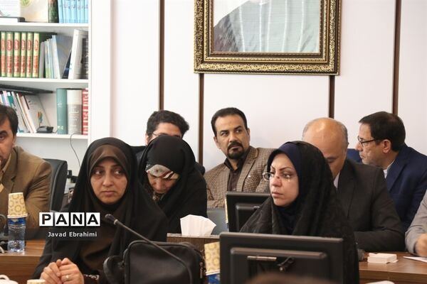 دومین جلسه شورای انجمن اولیا و مربیان خراسان رضوی