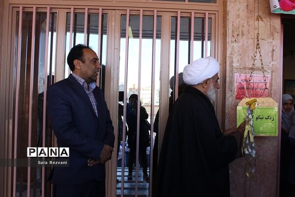 نواخته شدن زنگ هفته احسان و نیکوکاری در اسلامشهر