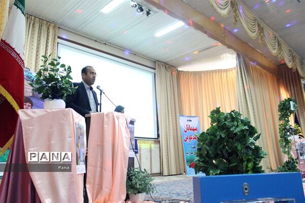 مراسم جشن نیکوکاری در مدرسه شاهد مهدیه تبریز