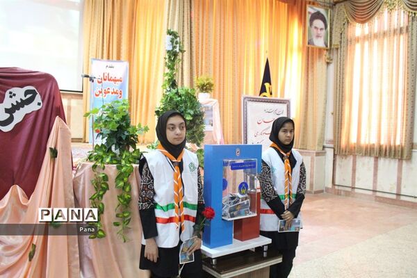 مراسم جشن نیکوکاری در مدرسه شاهد مهدیه تبریز