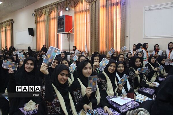 مراسم جشن نیکوکاری در مدرسه شاهد مهدیه تبریز