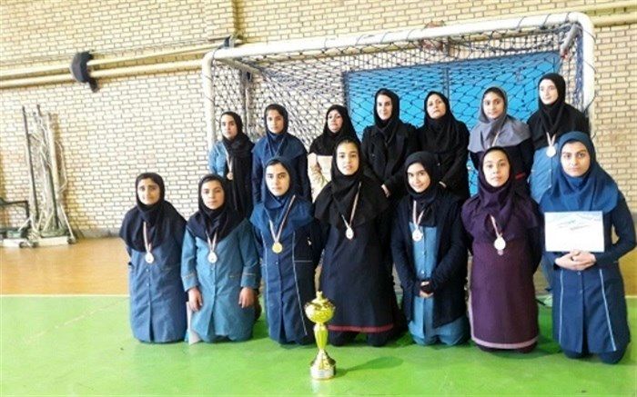 قهرمانی تیم فوتسال دختران آموزش و پرورش اسلام شهر در مسابقات آموزش و پرورش توابع استان تهران