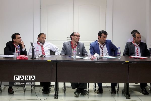 نشست هم‌اندیشی مدیران سازمان دانش‌آموزی کشور