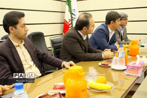 جلسه شورای معاونان اداره آموزش و پرورش شهرستان بوشهر