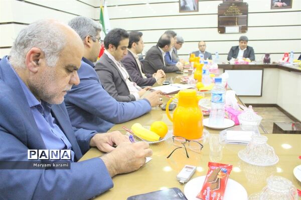 جلسه شورای معاونان اداره آموزش و پرورش شهرستان بوشهر
