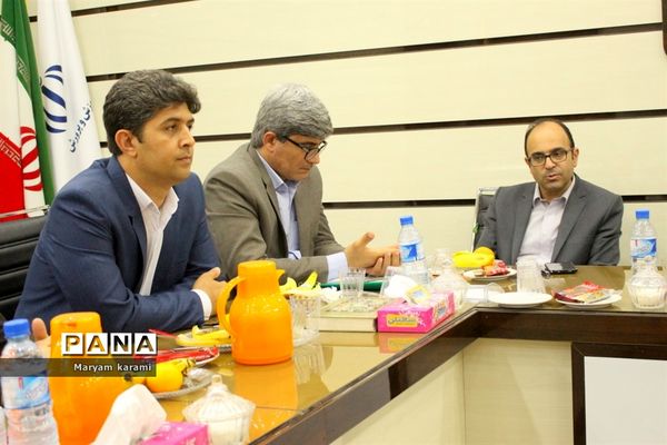 جلسه شورای معاونان اداره آموزش و پرورش شهرستان بوشهر
