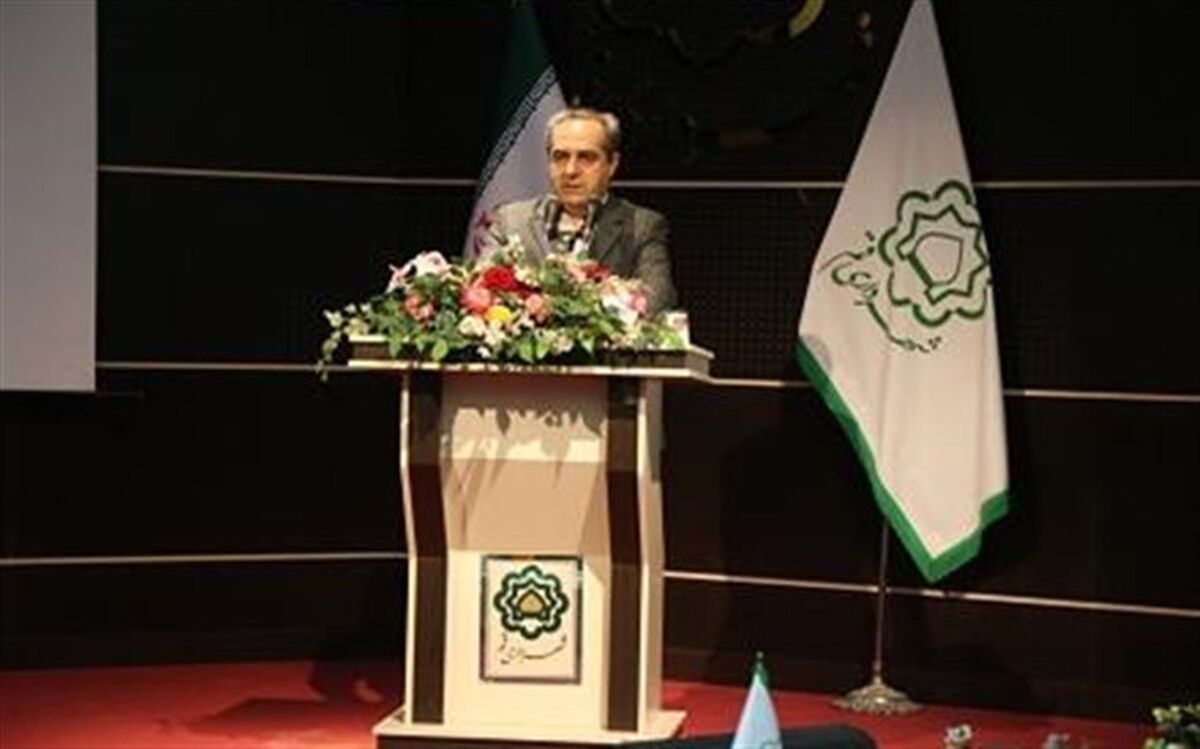 استاندار قم: مهندسین سرمایه های فکری برای توسعه همه جانبه هستند