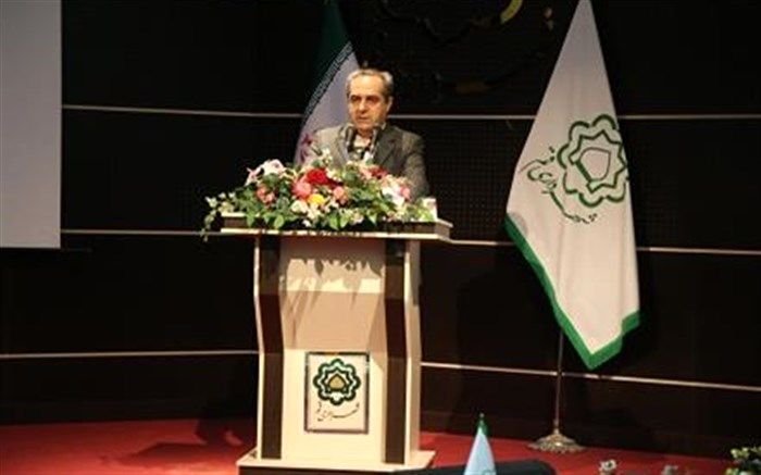 استاندار قم: مهندسین سرمایه های فکری برای توسعه همه جانبه هستند