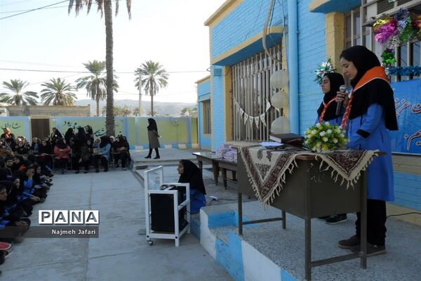 تجلیل از دانش آموزان برتر آموزشگاه شهید انصاری در روز میلاد باسعادت دخت نبی اکرم (ص)