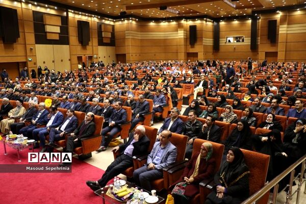 اولین جشن گلریزان مدارس استثنایی در تبریز
