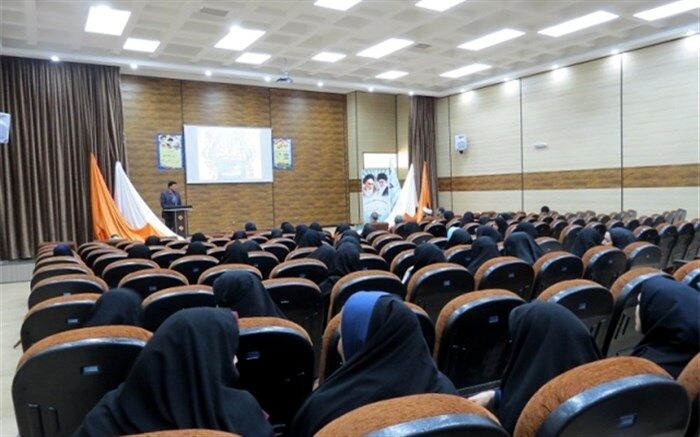 جشن ولادت حضرت زهرا (س) در اردستان برگزار شد