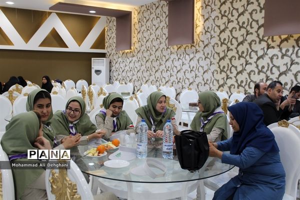 مراسم تجلیل از معاونان پرورشی شهرستان بهارستان