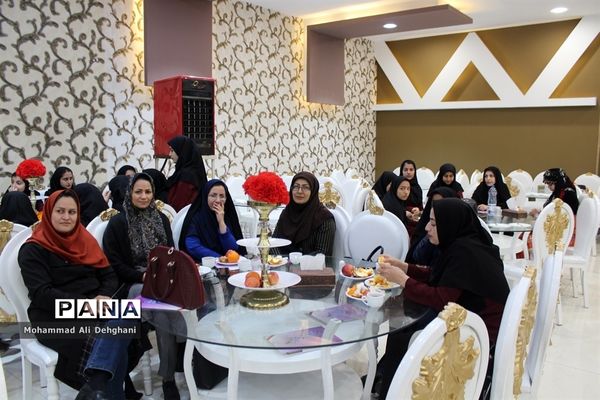 مراسم تجلیل از معاونان پرورشی شهرستان بهارستان