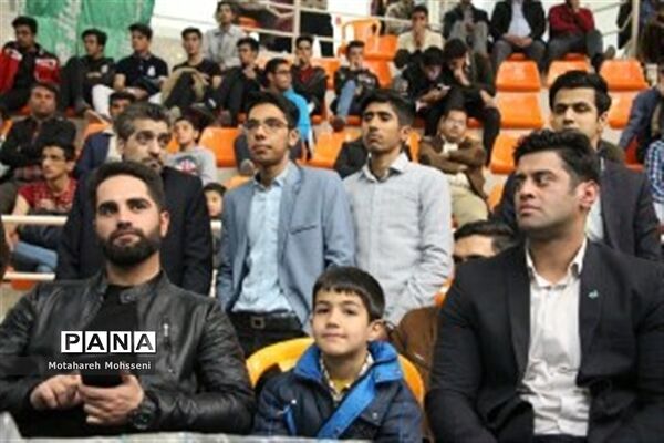 جشن گلریزان دربیرجند
