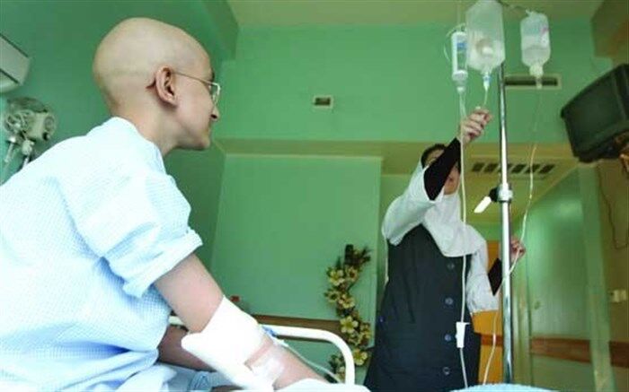 عابدی، عضو کمیسیون بهداشت هشدار داد: افزایش فقر ناشی ازهزینه‌ درمانی بیماران سرطان